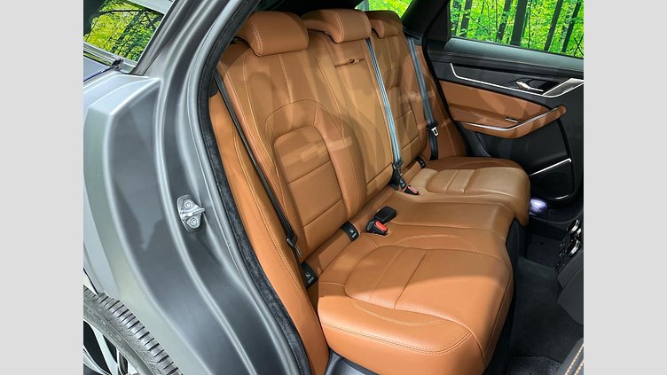 2021 認定中古車 Jaguar F-Pace ポルトフィーノブルー P250 AWD（オートマチック） R-DYNAMIC HSE