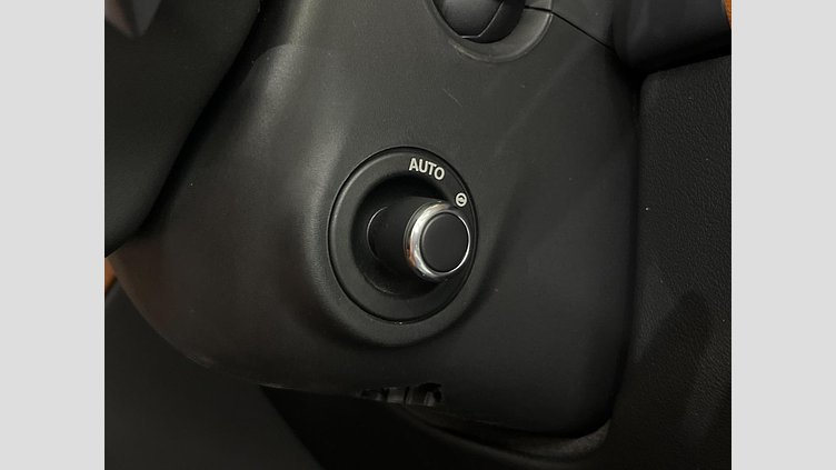 2021 認定中古車 Jaguar F-Pace ポルトフィーノブルー P250 AWD（オートマチック） R-DYNAMIC HSE