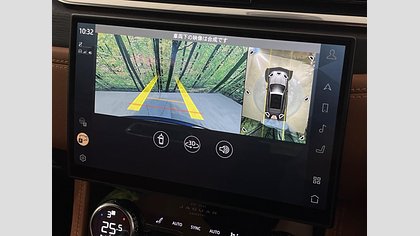 F-Pace 11