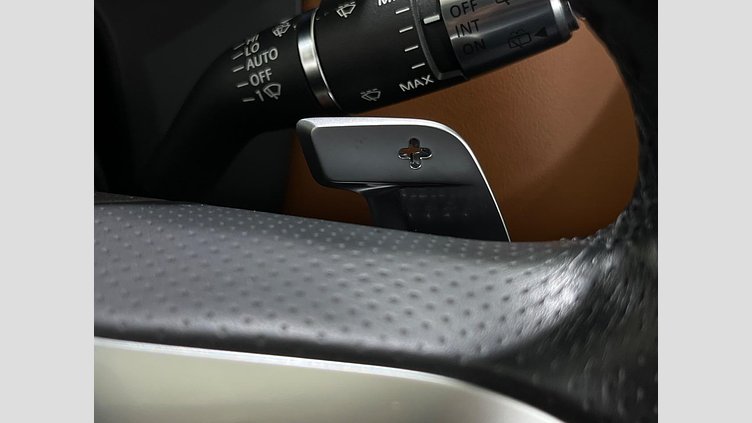 2021 認定中古車 Jaguar F-Pace ポルトフィーノブルー P250 AWD（オートマチック） R-DYNAMIC HSE