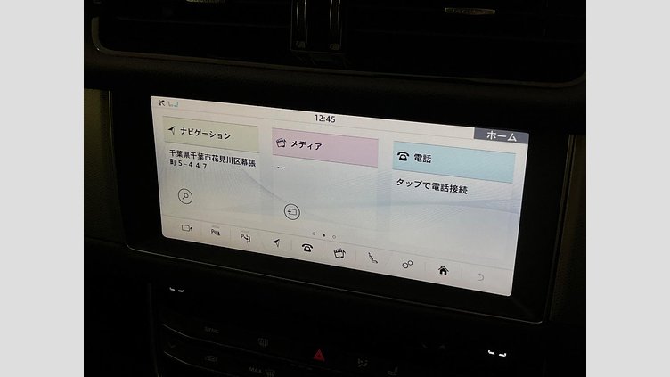 2015 認定中古車 Jaguar XF Yulong White 2L　ディーゼル　ターボ プレステージ