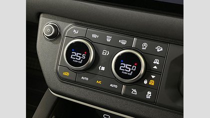 Defender 110 51