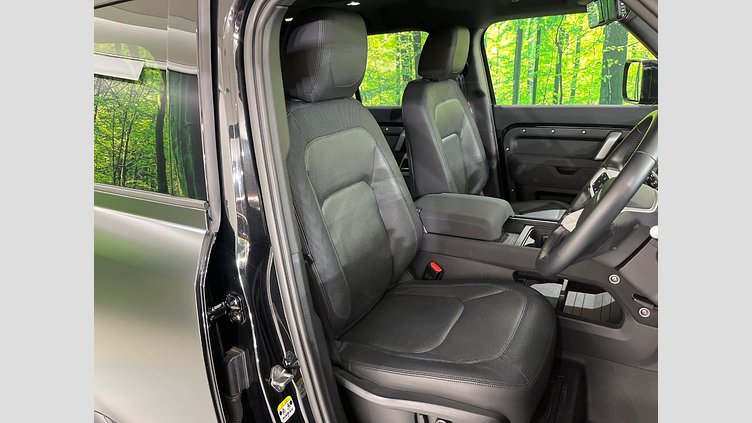2023 認定中古車 Land Rover Defender 110 アイガーグレイ D300 AWD（AT） X-DYNAMIC SE