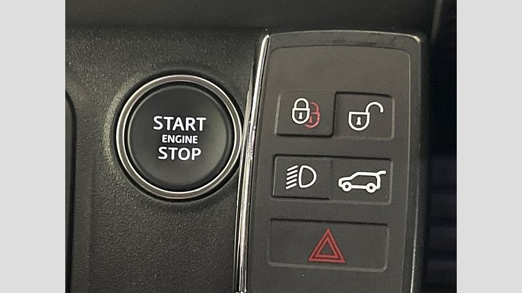 2023 認定中古車 Land Rover Defender 110 アイガーグレイ D300 AWD（AT） X-DYNAMIC SE