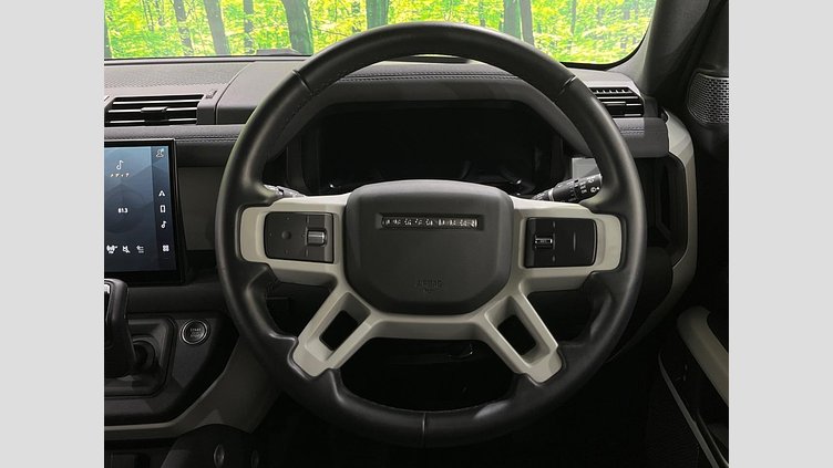 2023 認定中古車 Land Rover Defender 110 アイガーグレイ D300 AWD（AT） X-DYNAMIC SE