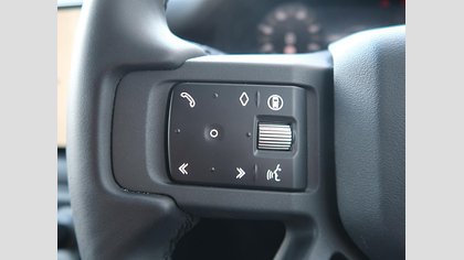 Defender 110 8