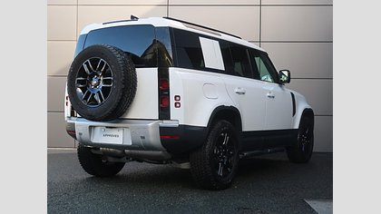 Defender 110 1
