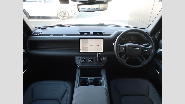 2025 認定中古車 Land Rover Defender 110 フジホワイト D350 ディーゼルマイルドハイブリッド S
