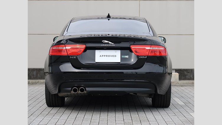 2017 認定中古車 Jaguar XE Narvik Black ディーゼル PRESTIGE