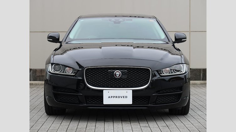 2017 認定中古車 Jaguar XE Narvik Black ディーゼル PRESTIGE