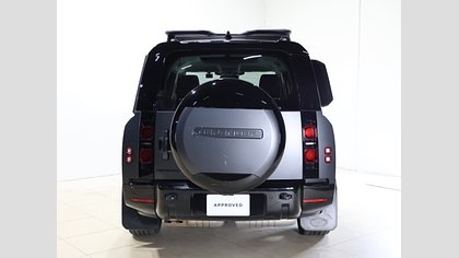 Defender 130 6