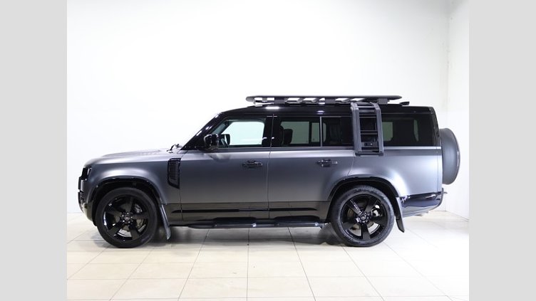 2025 認定中古車 Land Rover Defender 130 カルパチアングレイ D350 ディーゼルマイルドハイブリッド X-Dynamic SE