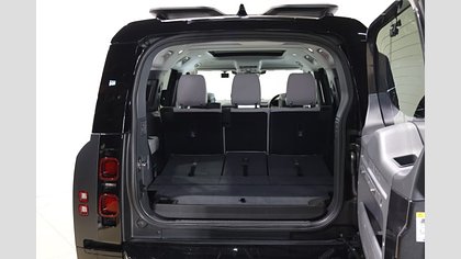 Defender 130 21