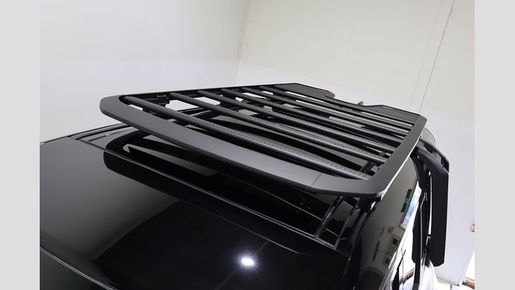 2025 認定中古車 Land Rover Defender 130 カルパチアングレイ D350 ディーゼルマイルドハイブリッド X-Dynamic SE