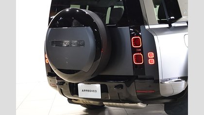 Defender 130 18