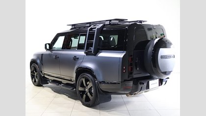 Defender 130 1