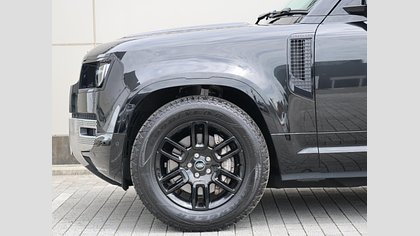 Defender 110 42