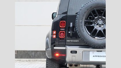 Defender 110 69