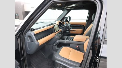 Defender 110 46