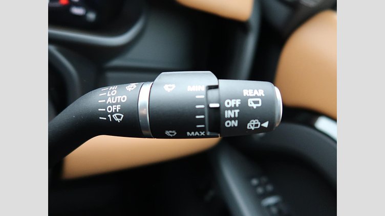 2023 認定中古車 Land Rover Defender 110 サントリーニブラック D300 AWD（AT） X-DYNAMIC HSE