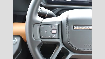 Defender 110 54