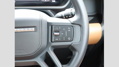 Defender 110 61