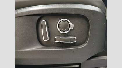 Defender 130 40