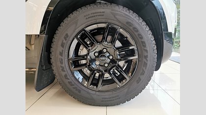 Defender 130 8