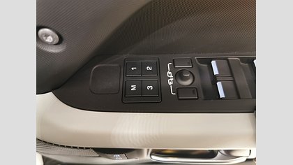 Defender 130 30