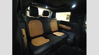 Defender 130 17
