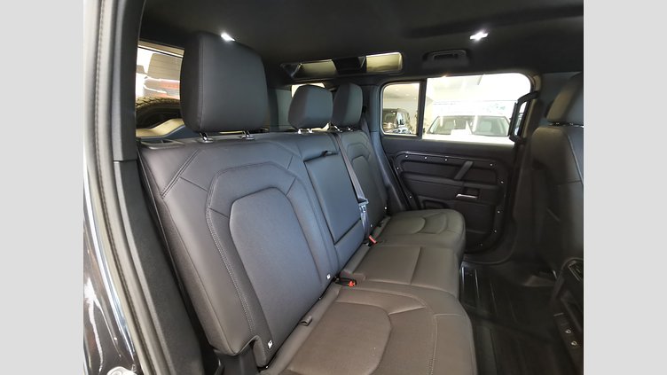2025 認定中古車 Land Rover Defender 110 カルパチアングレイ D350 ディーゼルマイルドハイブリッド X-Dynamic SE