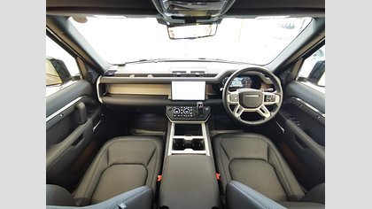 Defender 110 3