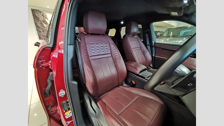 2019 認定中古車 Land Rover Range Rover Evoque フィレンツェレッド P200 SE