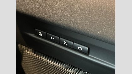 Range Rover Evoque 38