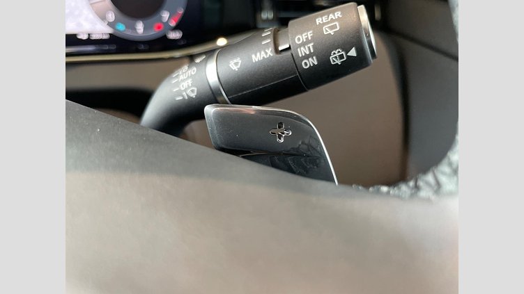 2024 認定中古車 Land Rover Range Rover Evoque カルパチアングレイ P200（ガソリン） スタンダードホイールベース DYNAMIC SE