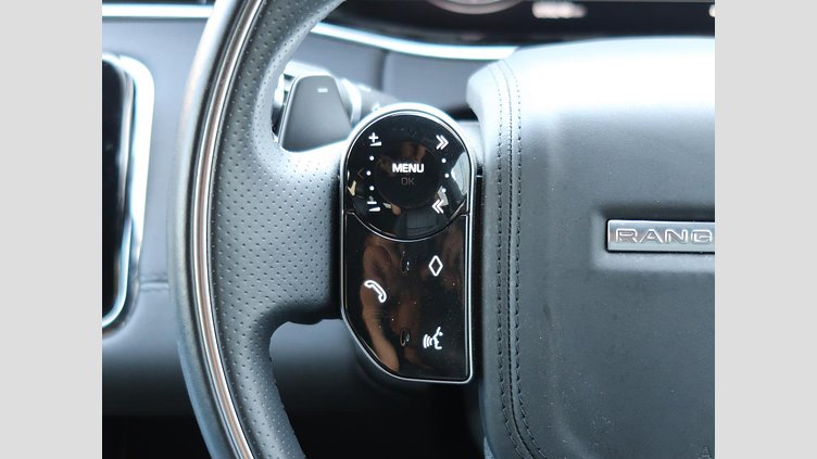 2019 認定中古車 Land Rover Range Rover Evoque フィレンツェレッド D180 R-DYNAMIC SE