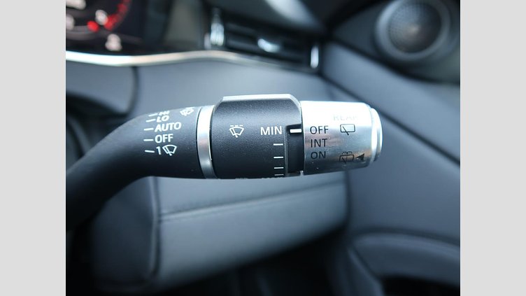 2019 認定中古車 Land Rover Range Rover Evoque フィレンツェレッド D180 R-DYNAMIC SE