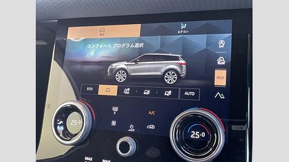Range Rover Evoque 24