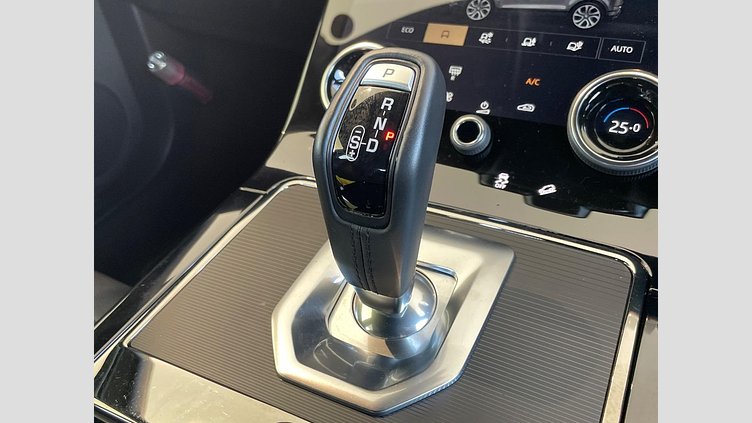 2021 認定中古車 Land Rover Range Rover Evoque フジホワイト D200 AWD（オートマチック）MHEV R-DYNAMIC S