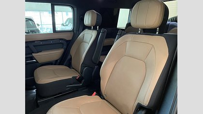 Defender 130 7