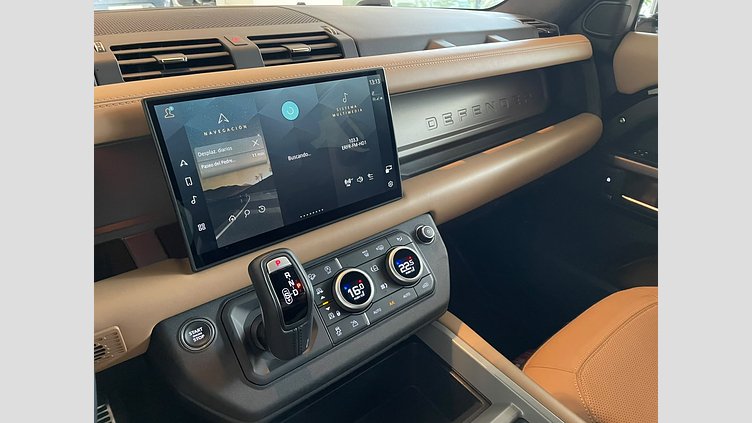 2025 Seminuevos Approved Land Rover Defender 130 Santorini Black P400 Gasolina MHEV X