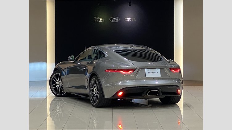 2020 認定中古車 Jaguar F-Type シリコンシルバー P300 オートマチック 後輪駆動 F-TYPEクーペ R-DYNAMIC