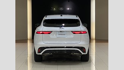 F-Pace 6
