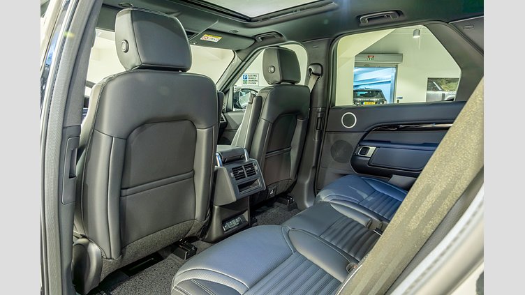 2025 New Land Rover Discovery Santorini Black AWD 3.0DS 249PS 