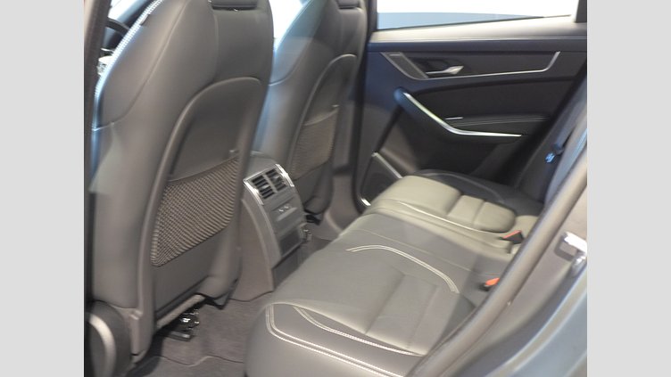 2023 認定中古車 Jaguar F-Pace フィレンツェレッド D204 AWD（オートマチック）MHEV R-DYNAMIC SE　D200