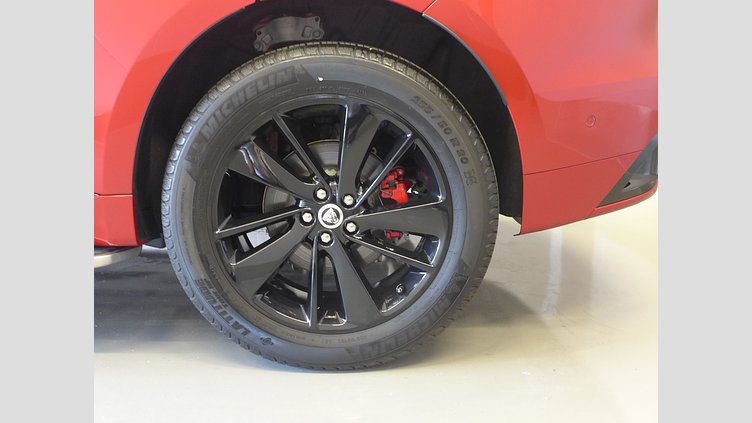 2023 認定中古車 Jaguar F-Pace フィレンツェレッド D204 AWD（オートマチック）MHEV R-DYNAMIC SE　D200