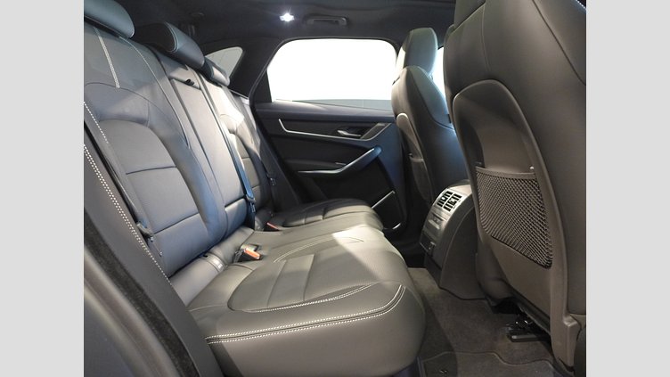 2023 認定中古車 Jaguar F-Pace フィレンツェレッド D204 AWD（オートマチック）MHEV R-DYNAMIC SE　D200