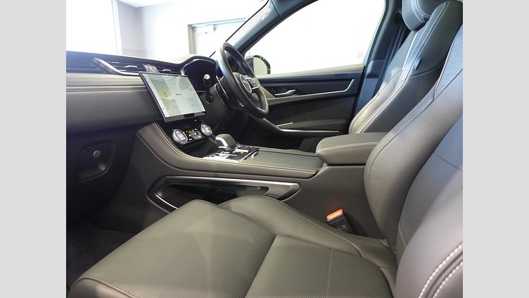 2023 認定中古車 Jaguar F-Pace フィレンツェレッド D204 AWD（オートマチック）MHEV R-DYNAMIC SE　D200