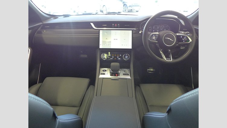 2023 認定中古車 Jaguar F-Pace フィレンツェレッド D204 AWD（オートマチック）MHEV R-DYNAMIC SE　D200