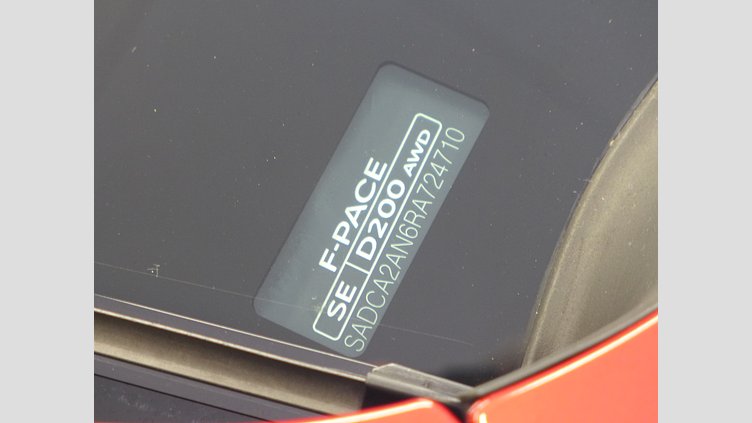 2023 認定中古車 Jaguar F-Pace フィレンツェレッド D204 AWD（オートマチック）MHEV R-DYNAMIC SE　D200